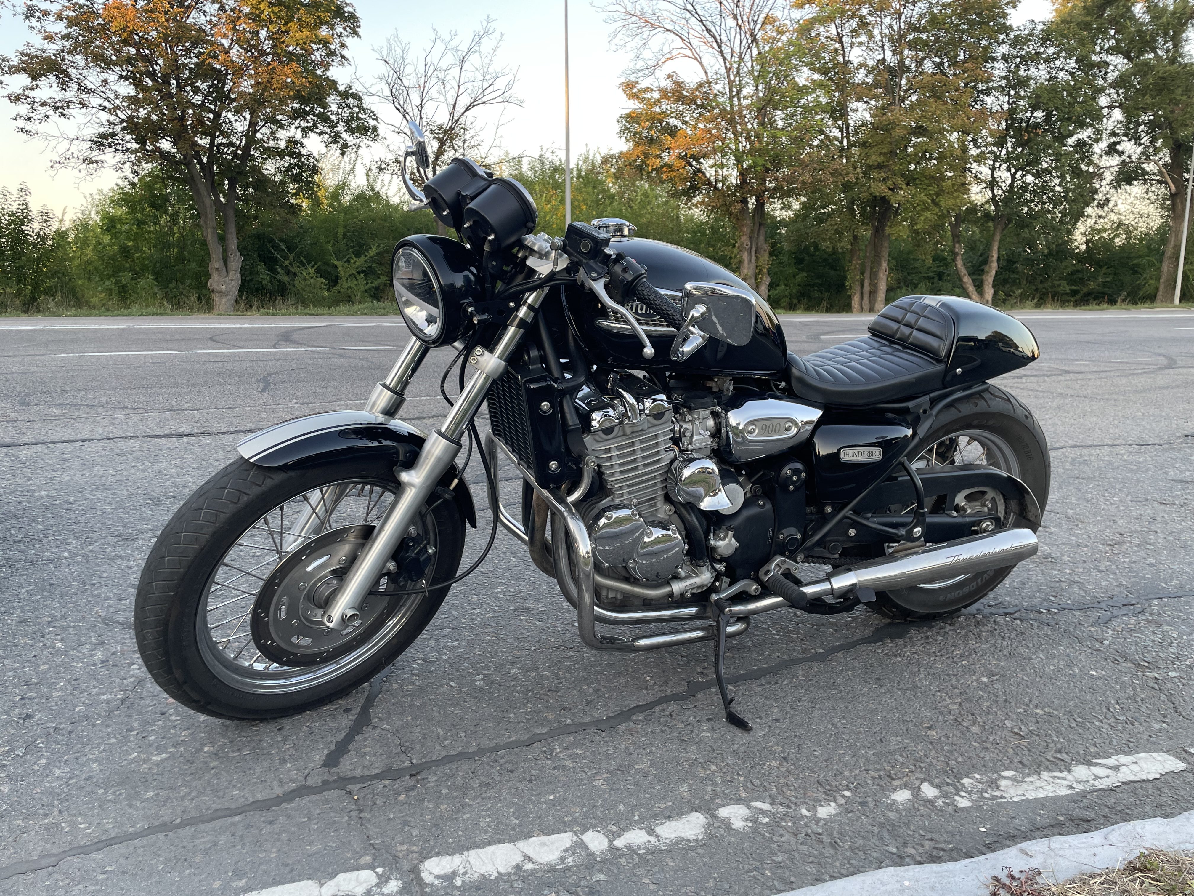 Triumph Thunderbird