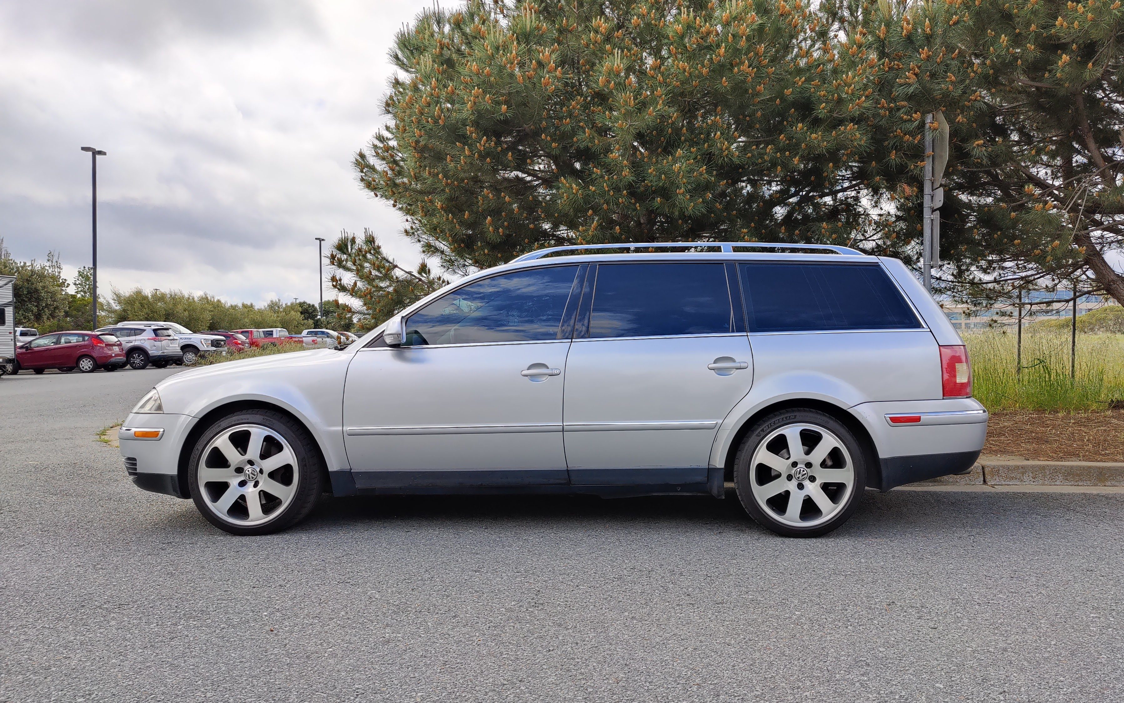 Volkswagen Passat W8 Wagon