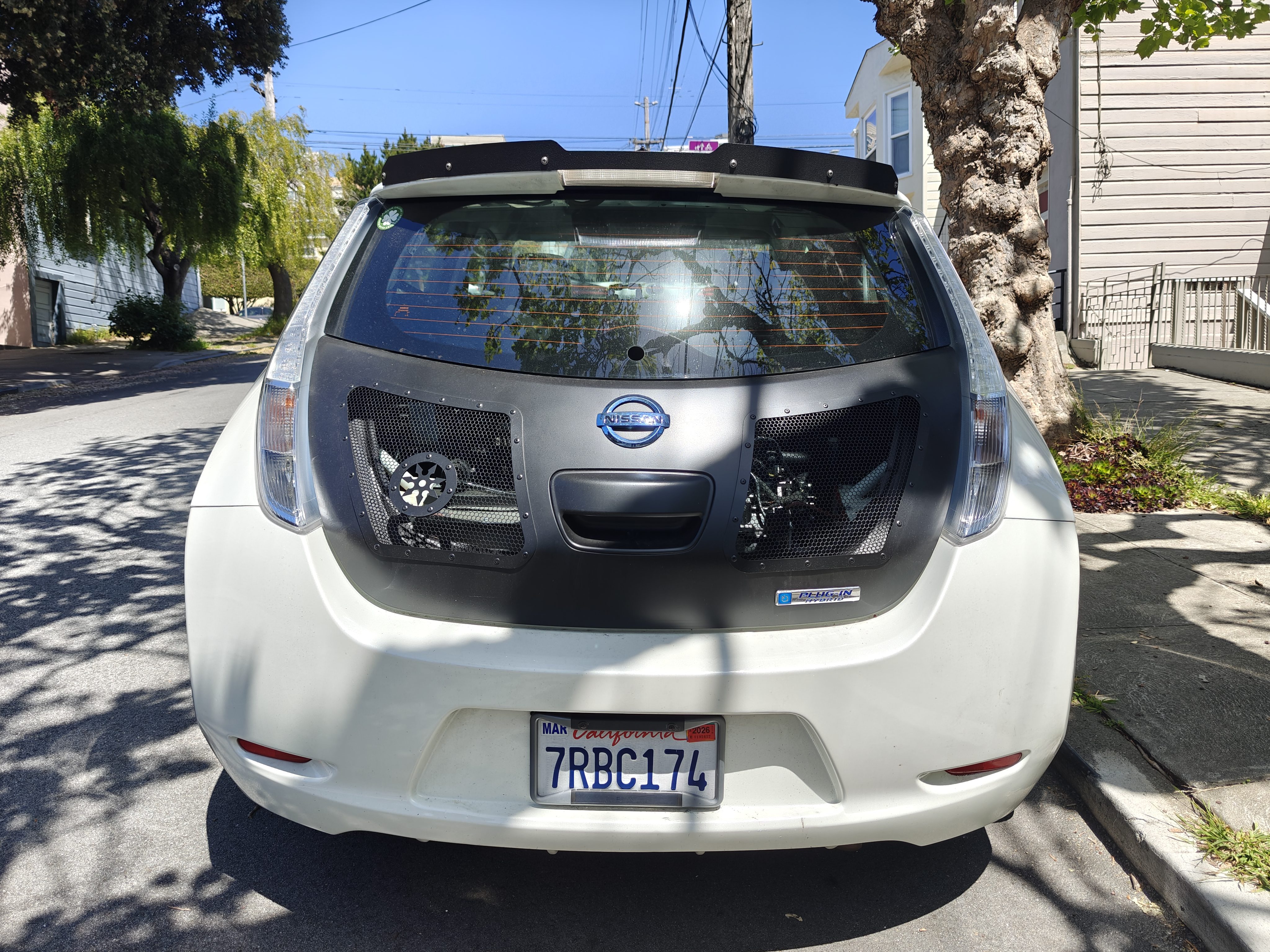 Nissan Leaf (Conversion!?)