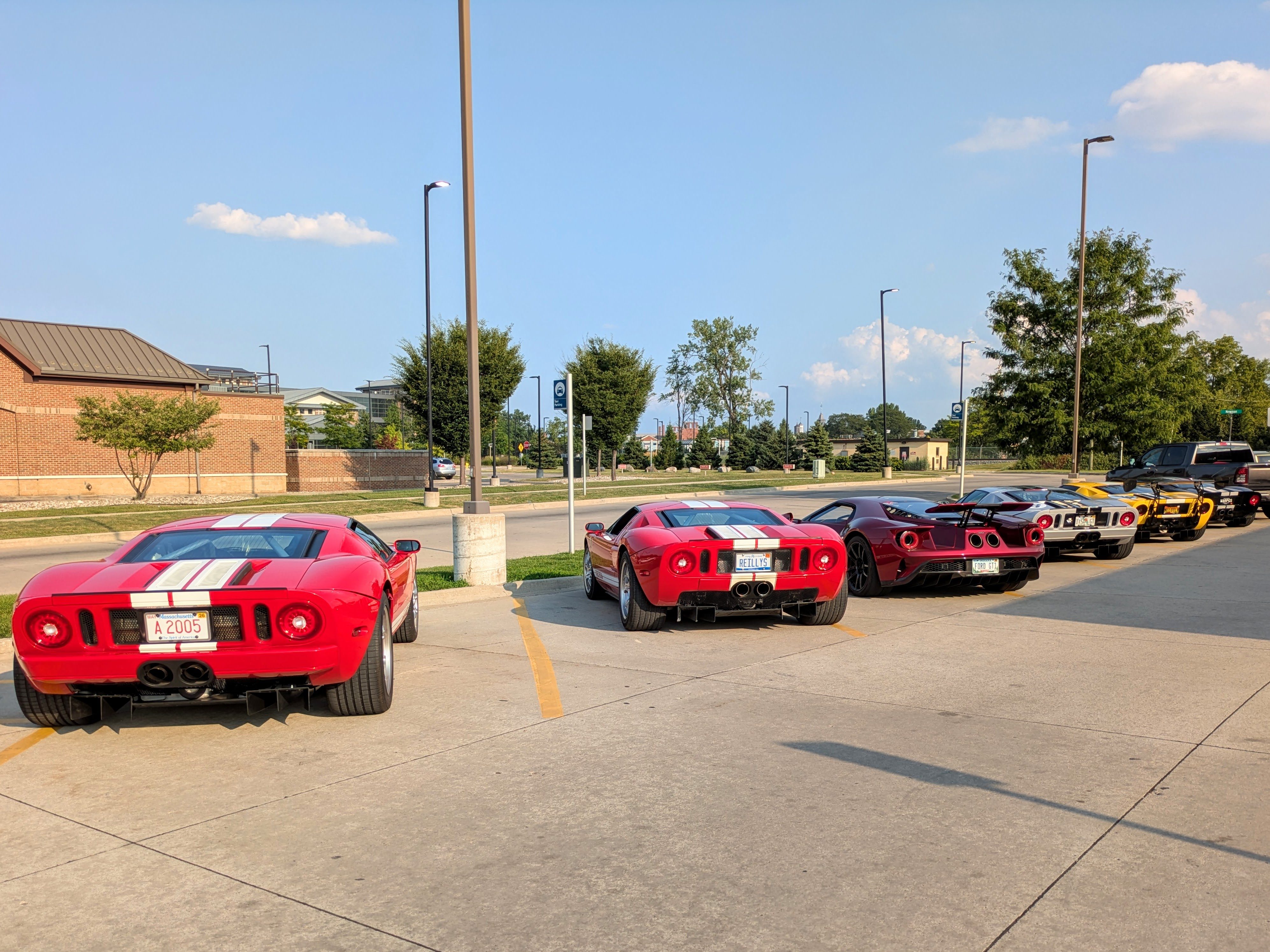 PXL_20250814_221014354 