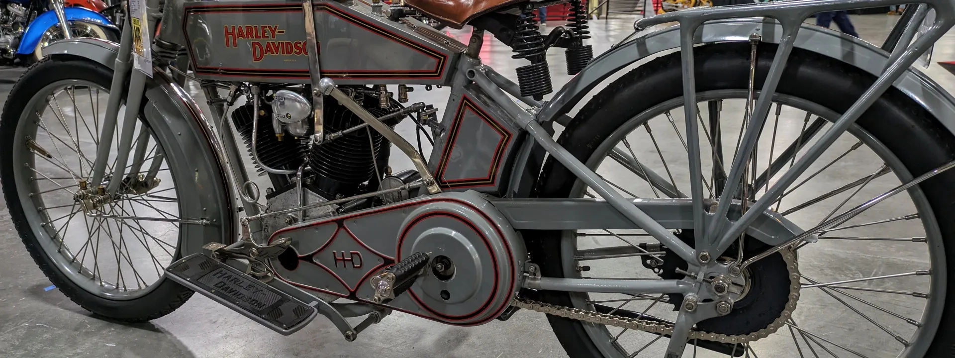 Mecum 33rd Annual Motorcycle Auction - Vintage 1