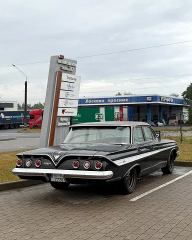 Chevy Impala photo 1