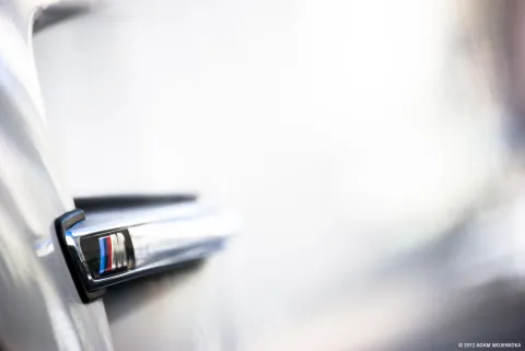 BMW 1M Details photo 3