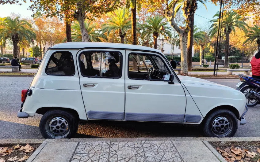 Renault 4