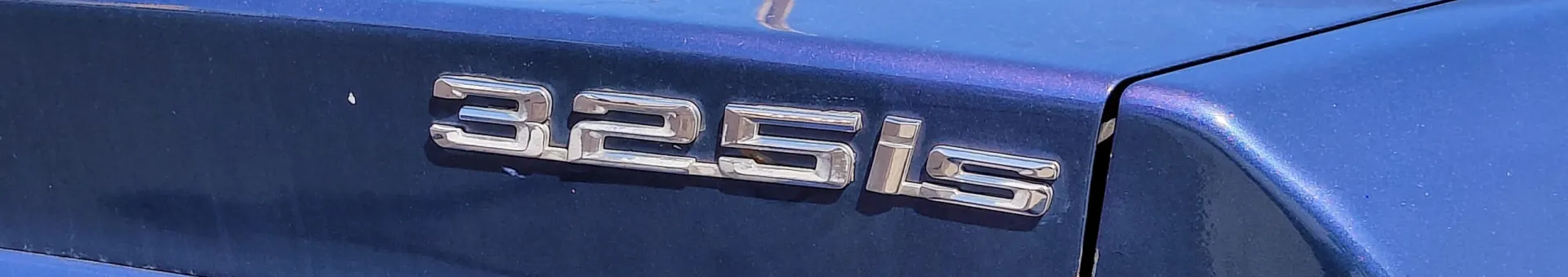 BMW 325is